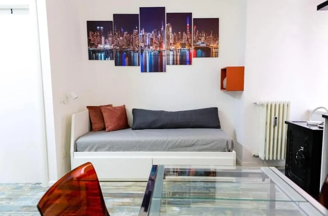 The Nomad'S Nest - Near Central Station And Corso Buenos Aires Milano 0*,